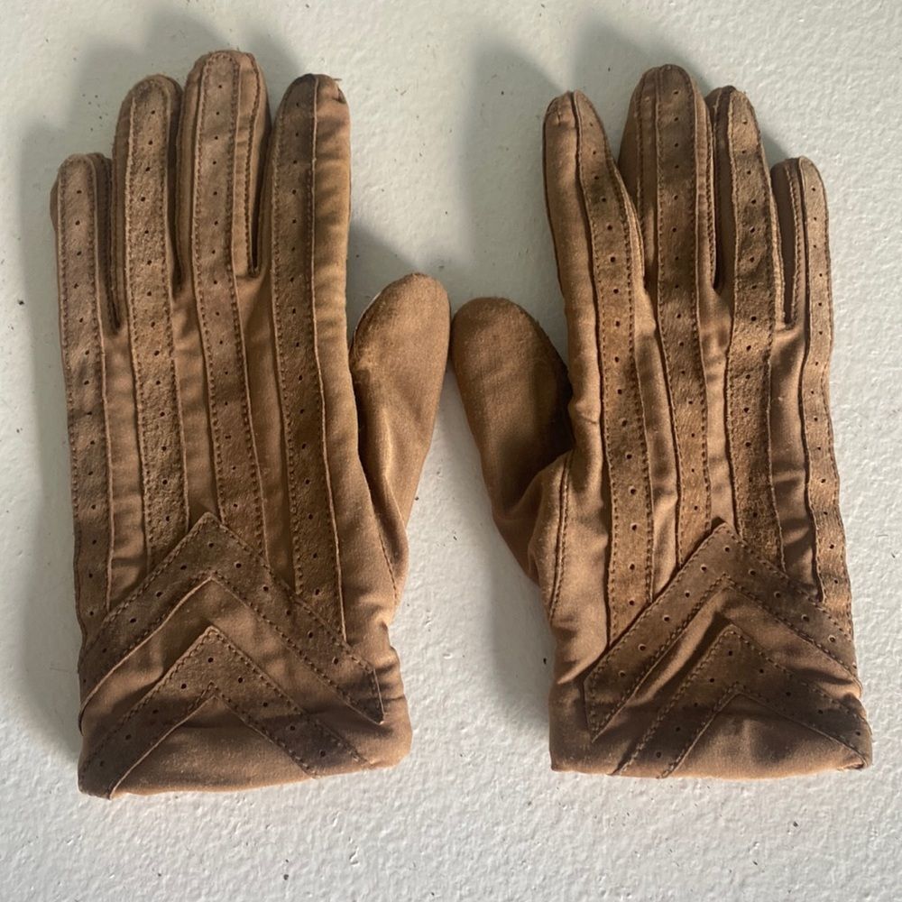 Isotoner Warm-Up Gloves